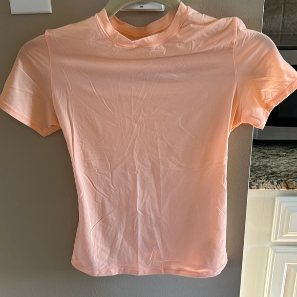 Bright peach short sleeve SKIMS top - Picture 1 of 8